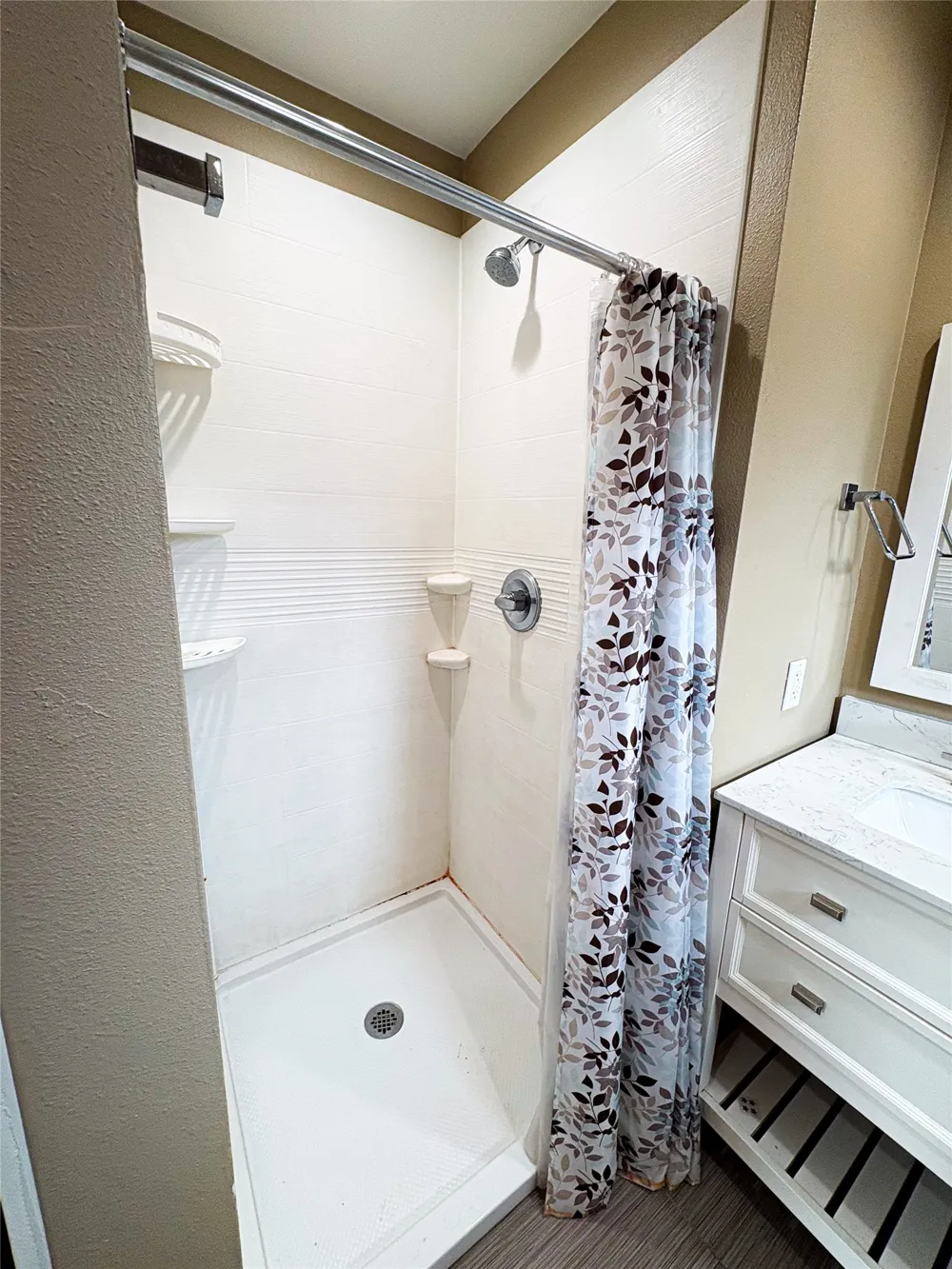 301 E Brockett Street #100 Sherman, TX 75090