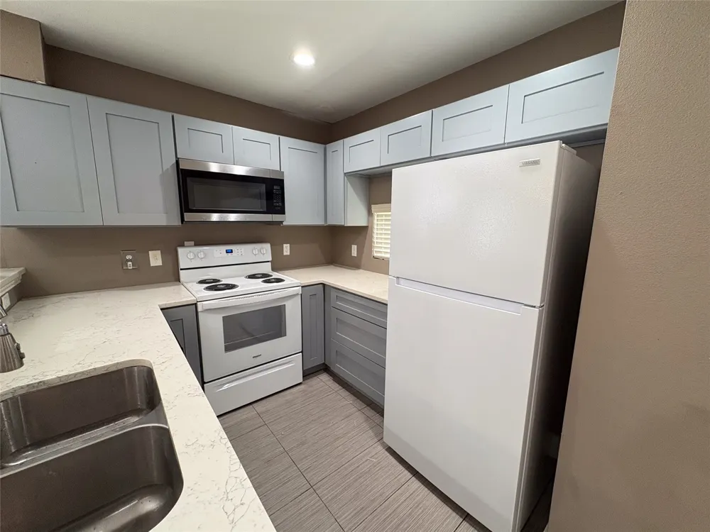 301 E Brockett Street #100 Sherman, TX 75090