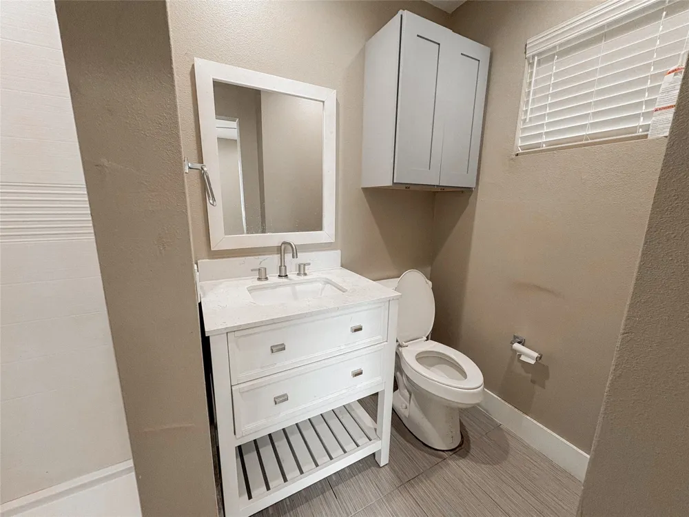 301 E Brockett Street #100 Sherman, TX 75090
