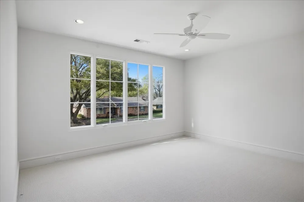6804 Santa Maria Lane Dallas, TX 75214