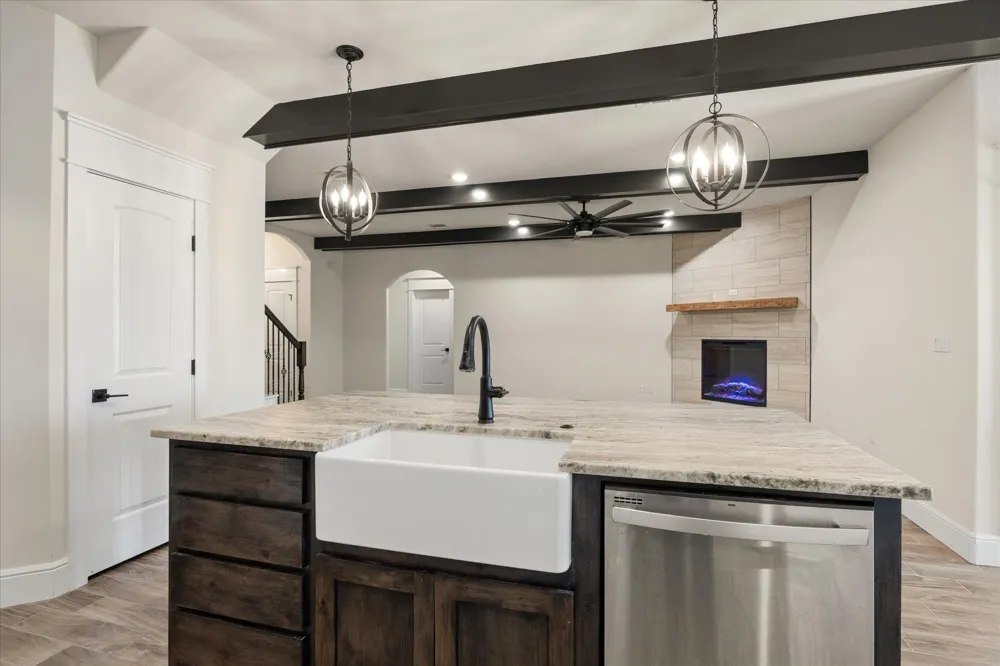 178 Valley View Street Glen Rose, TX 76043