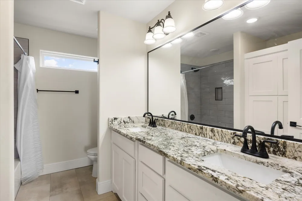 178 Valley View Street Glen Rose, TX 76043