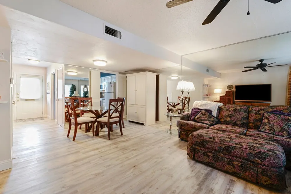 933 Roaring Springs Road Fort Worth, TX 76114