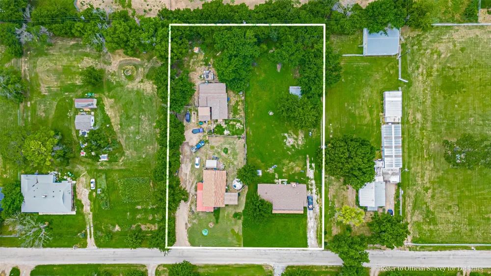 291 County Road 4858 Newark, TX 76071