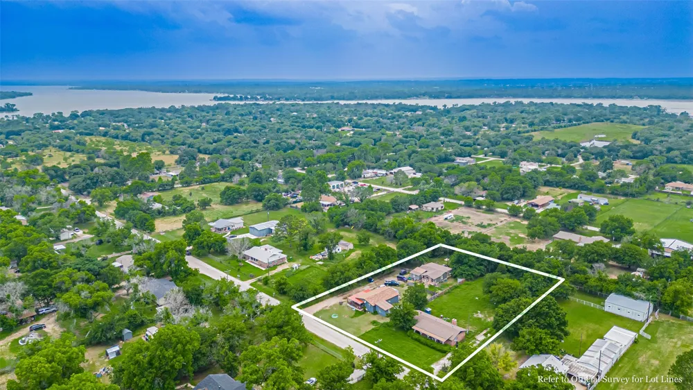 291 County Road 4858 Newark, TX 76071