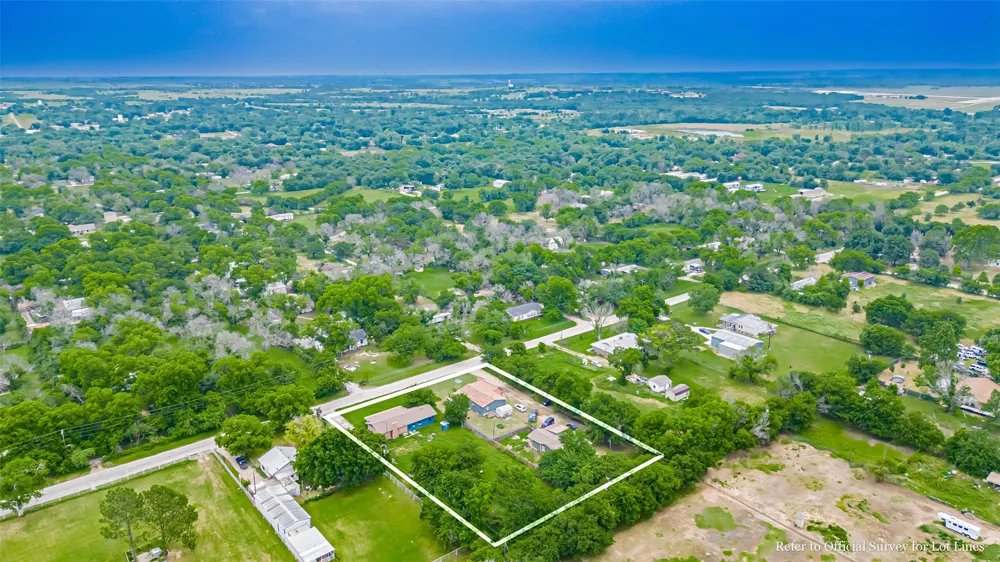 291 County Road 4858 Newark, TX 76071