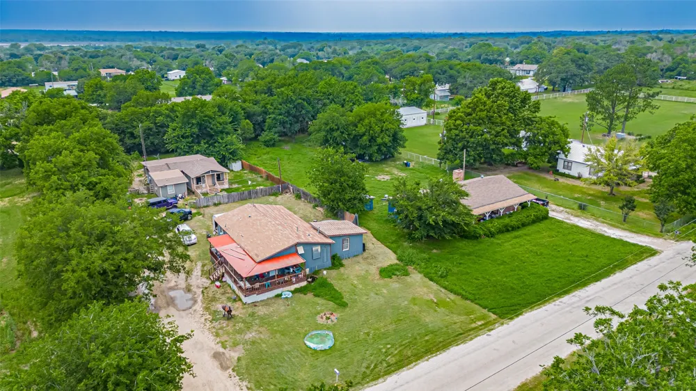 291 County Road 4858 Newark, TX 76071