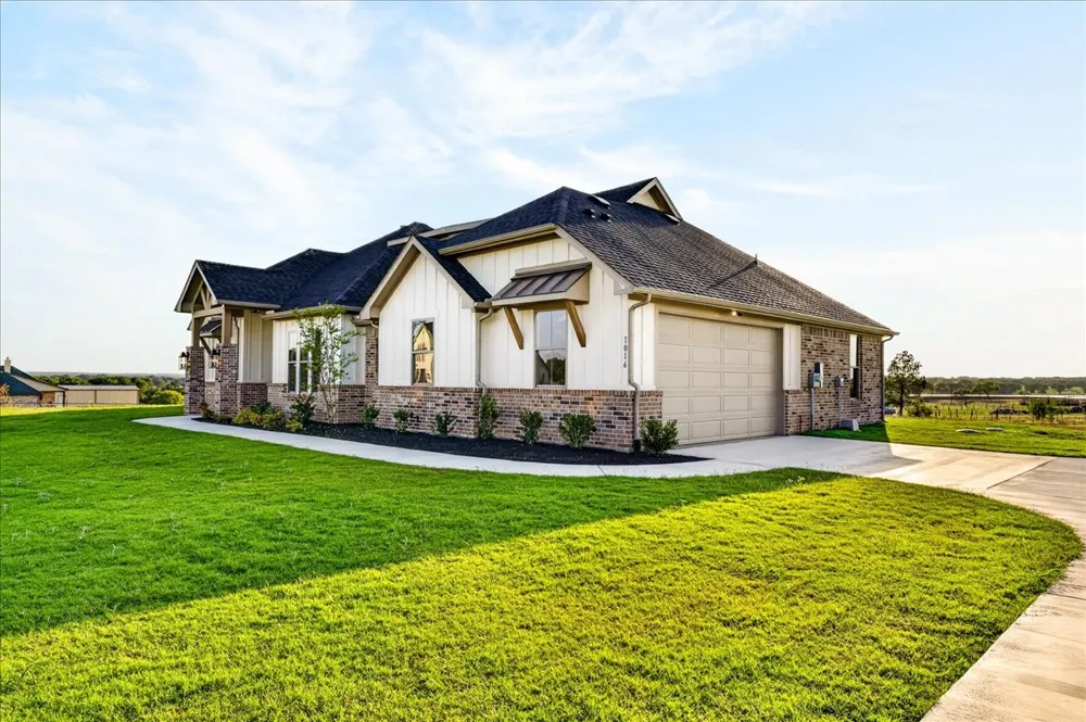 1016 Brock Heights Court Brock, TX 76087