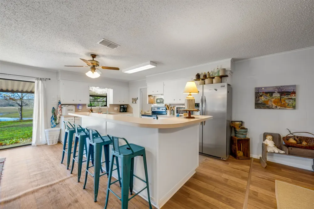 5730 E FM 323 Palestine, TX 75801