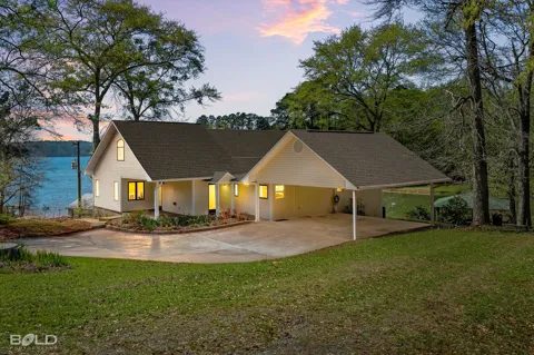429 Robinson Lane