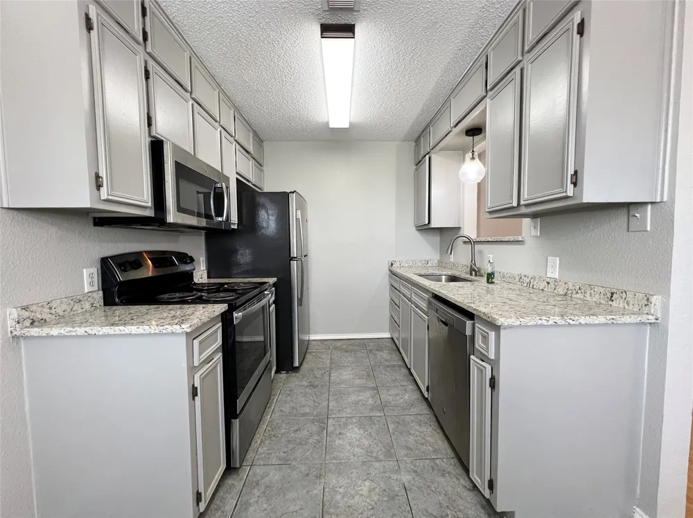 104 Woodie Way #C Fort Worth, TX 76108