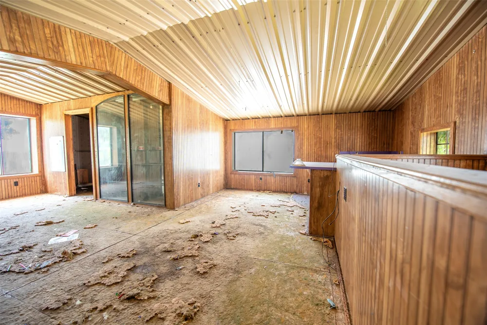 7703 FM 21 ROAD Mount Vernon, TX 75457