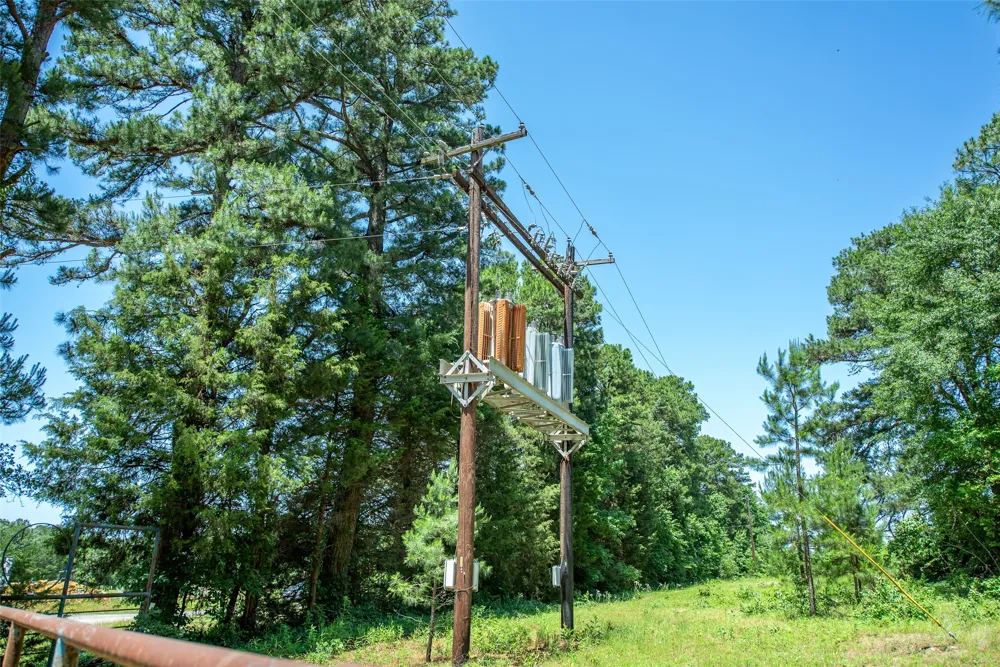 7703 FM 21 ROAD Mount Vernon, TX 75457