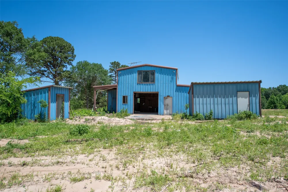 7703 FM 21 ROAD Mount Vernon, TX 75457