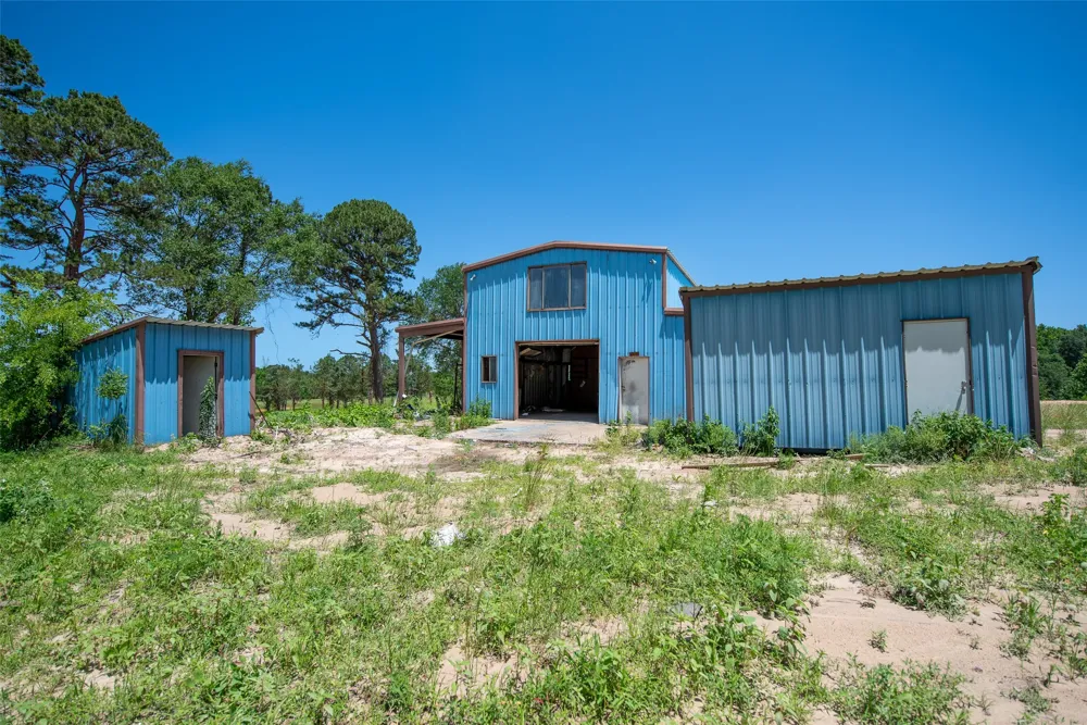 7703 FM 21 ROAD Mount Vernon, TX 75457