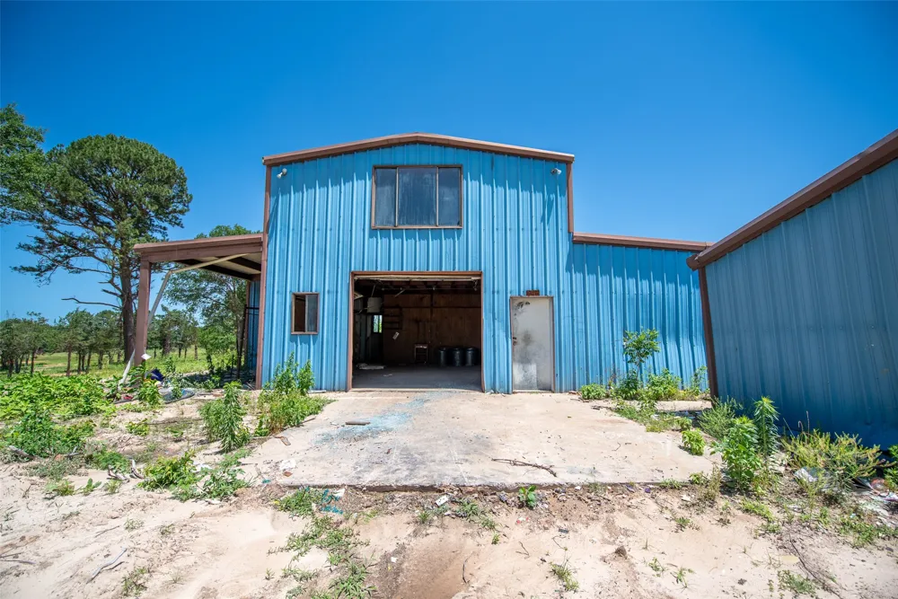 7703 FM 21 ROAD Mount Vernon, TX 75457