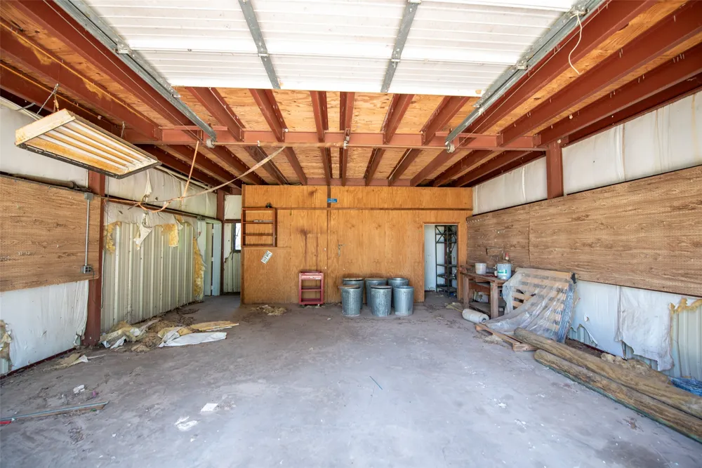 7703 FM 21 ROAD Mount Vernon, TX 75457