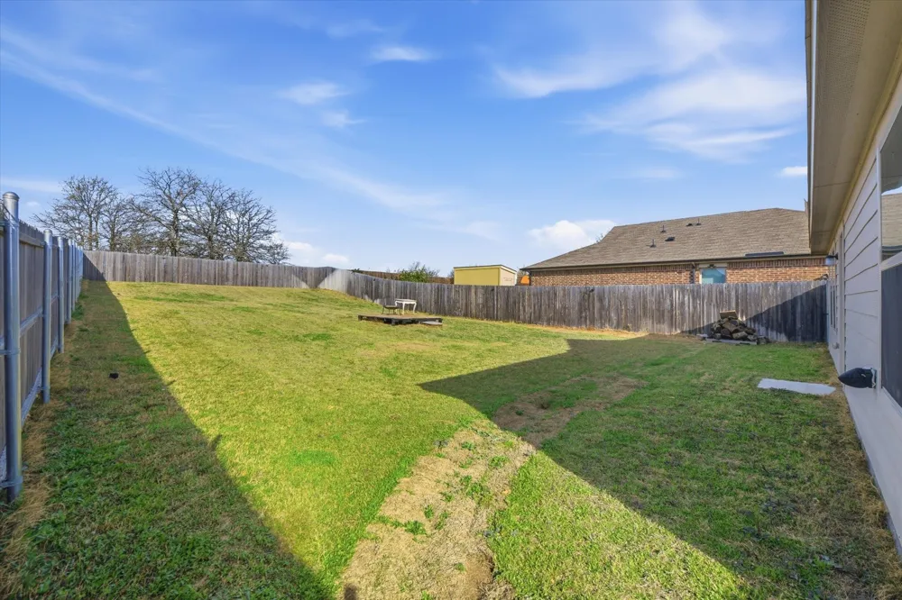 1393 Beach Drive Pelican Bay, TX 76020