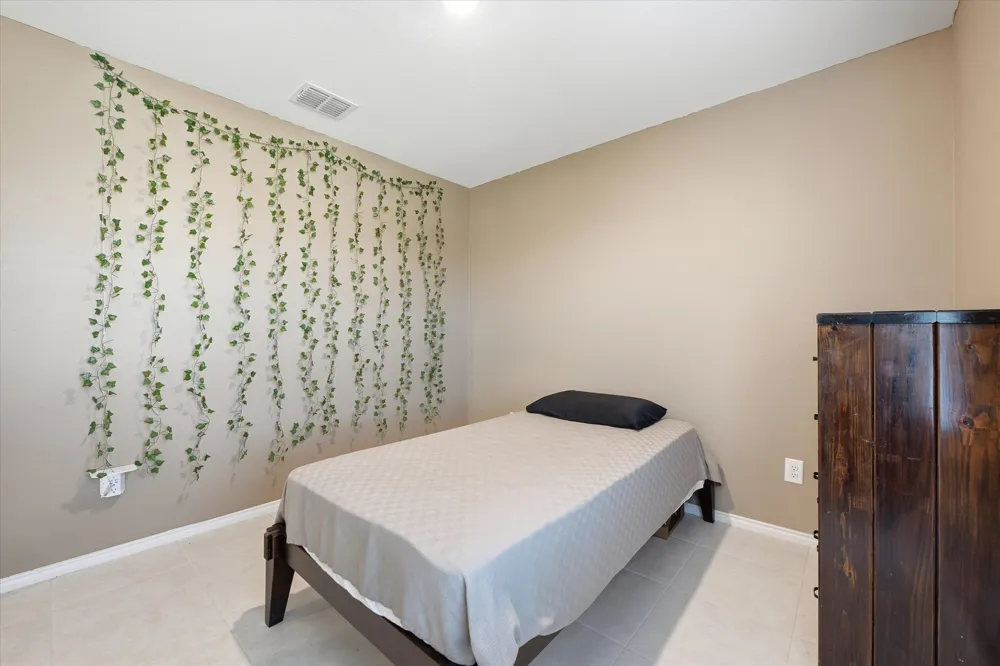 1393 Beach Drive Pelican Bay, TX 76020