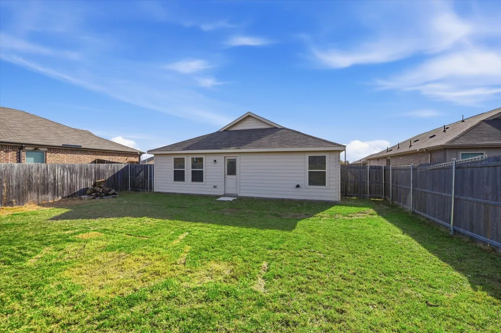 1393 Beach Drive Pelican Bay, TX 76020