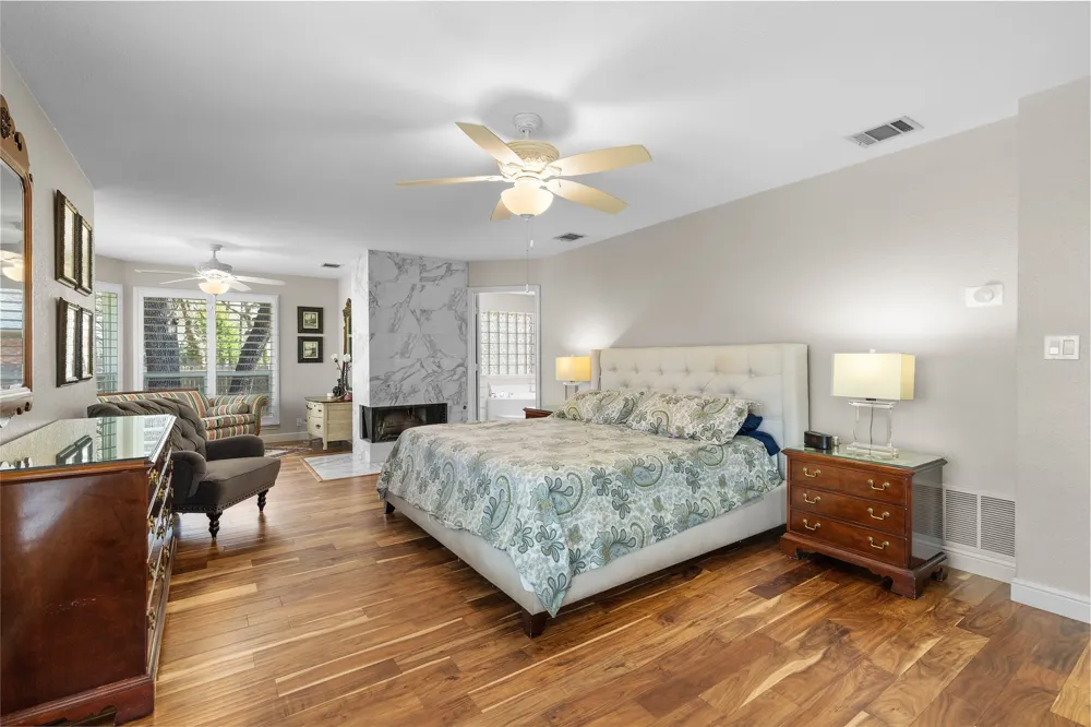 1007 Santa Fe Street Denton, TX 76205