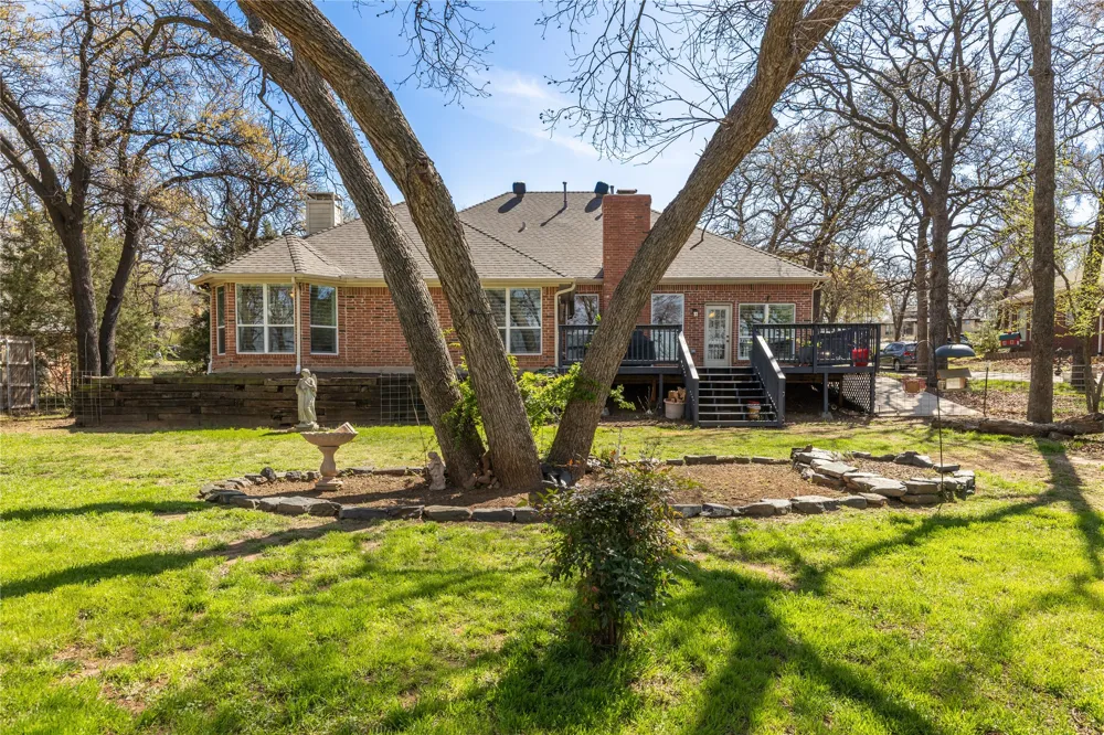 1007 Santa Fe Street Denton, TX 76205