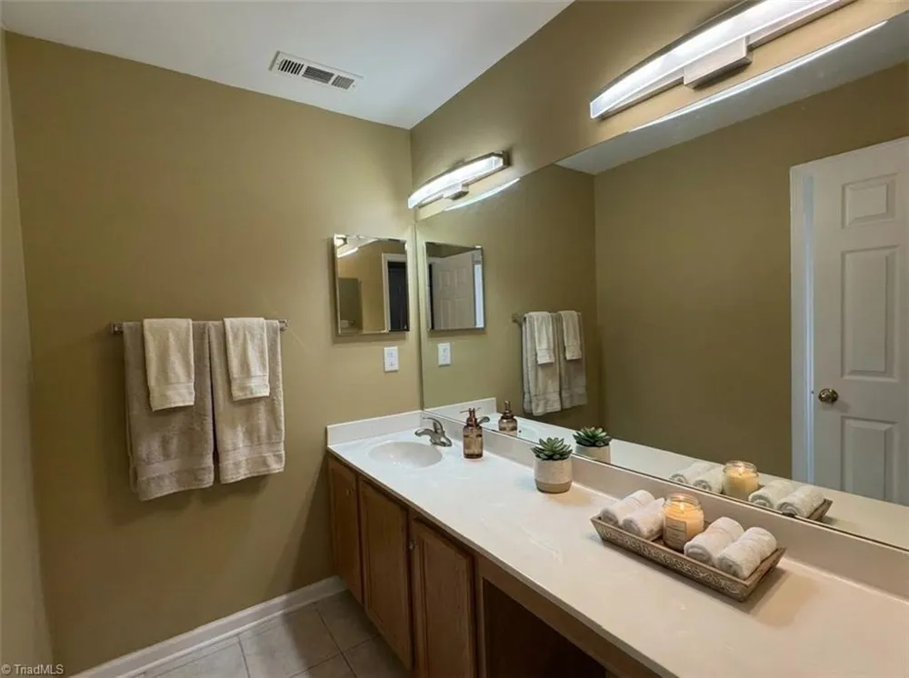 107 Autumn Frost Avenue Statesville, NC 28677