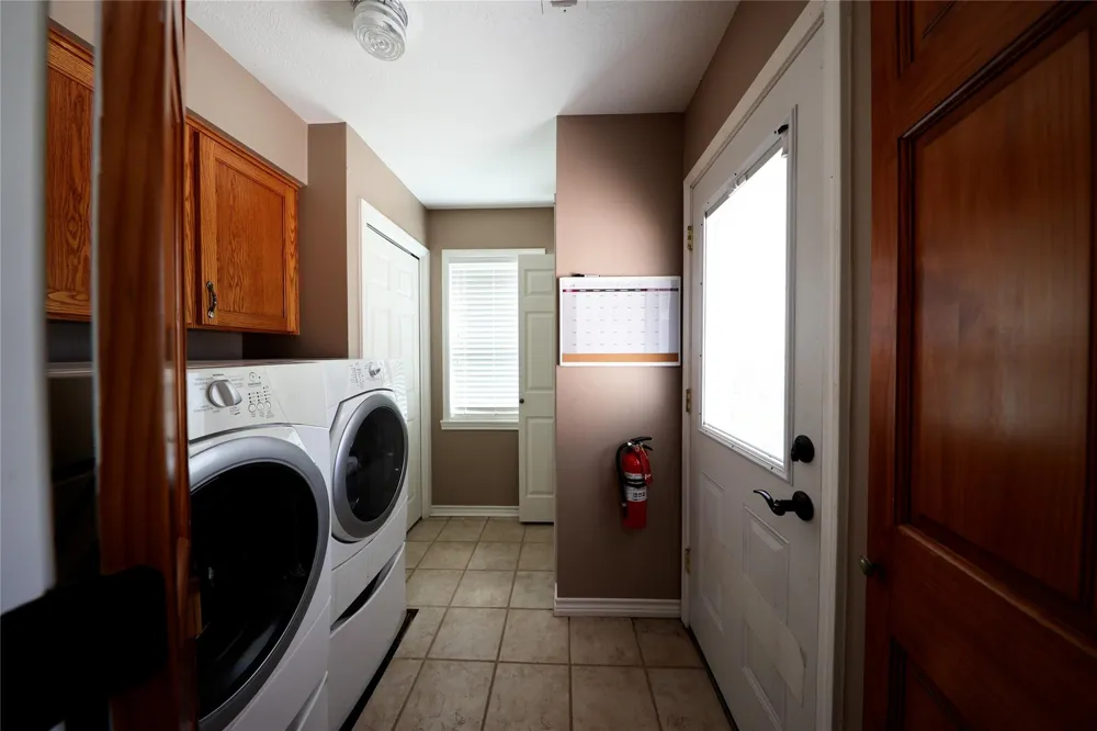 3337 Brunes Mill Road Columbus, TX 78934