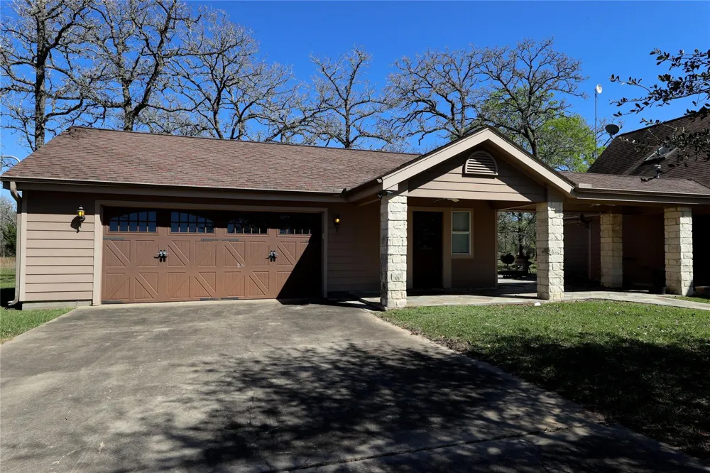 3337 Brunes Mill Road Columbus, TX 78934