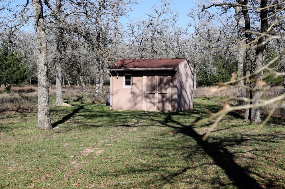 3337 Brunes Mill Road Columbus, TX 78934