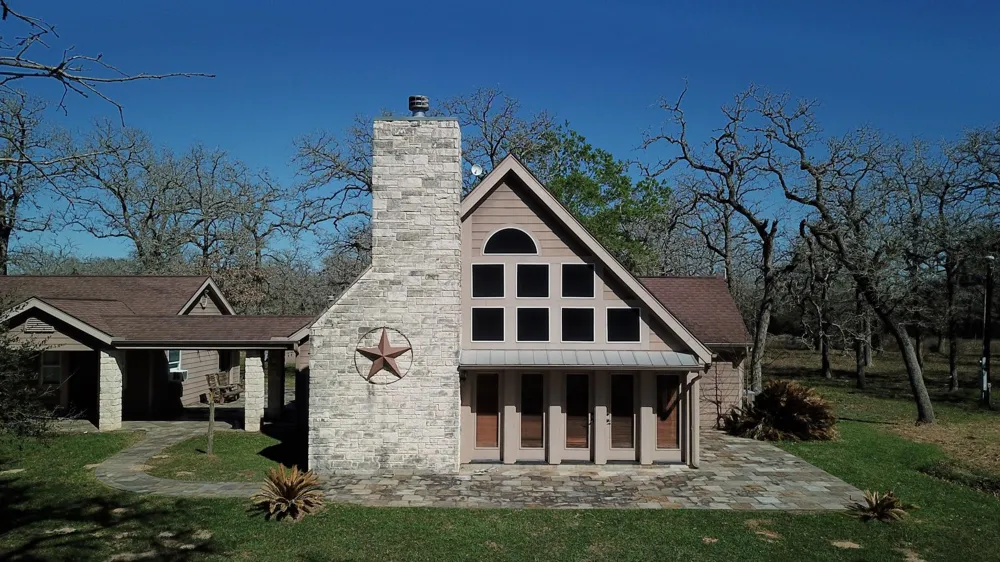3337 Brunes Mill Road Columbus, TX 78934