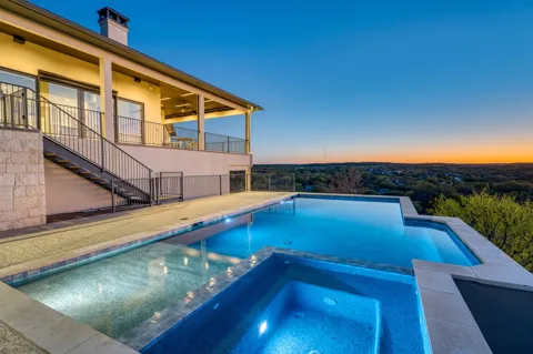 520 The Trails Parkway