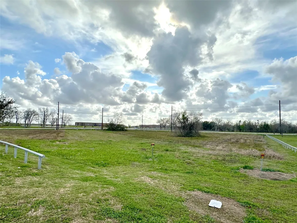 4011 Davenport Parkway Rosharon, TX 77583