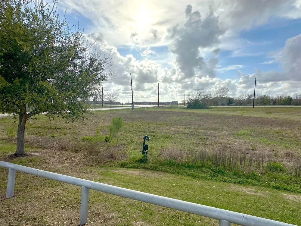4011 Davenport Parkway Rosharon, TX 77583