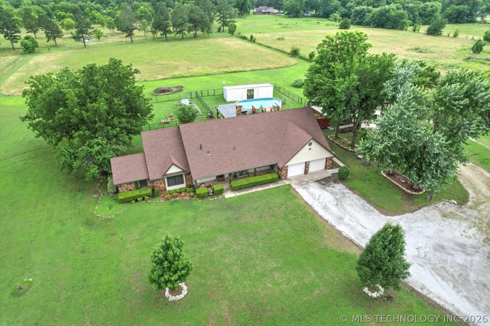 4152 W Oak Street Skiatook, OK 74070
