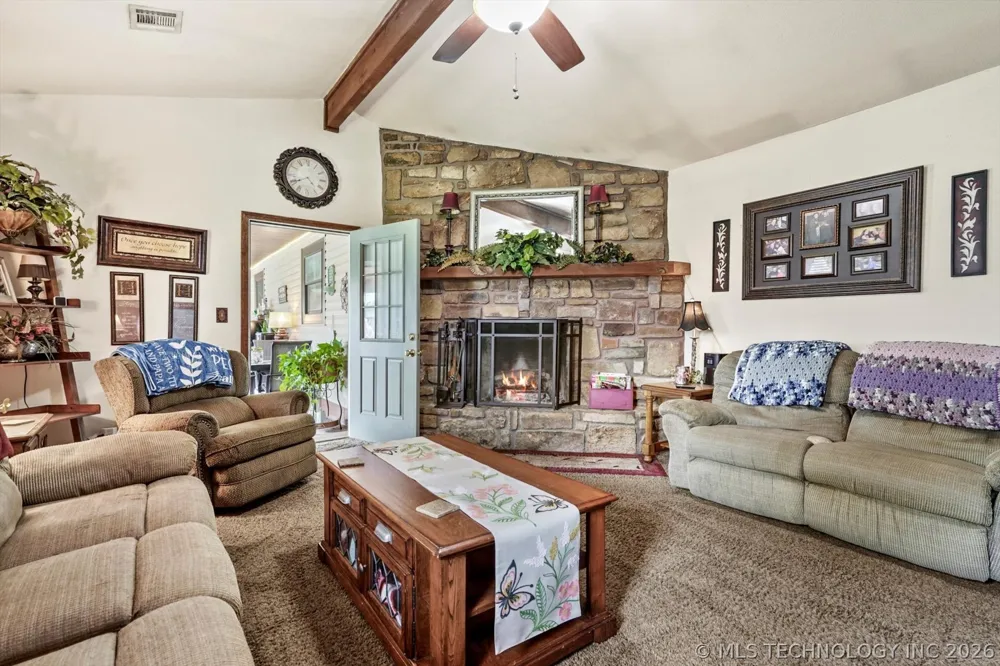 4152 W Oak Street Skiatook, OK 74070