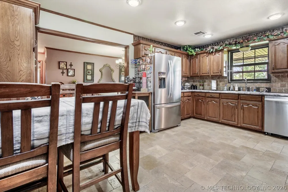 4152 W Oak Street Skiatook, OK 74070
