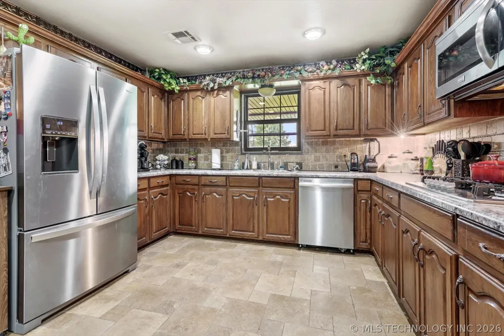 4152 W Oak Street Skiatook, OK 74070