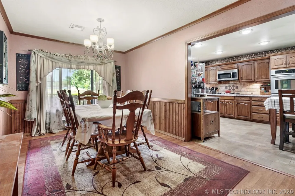 4152 W Oak Street Skiatook, OK 74070