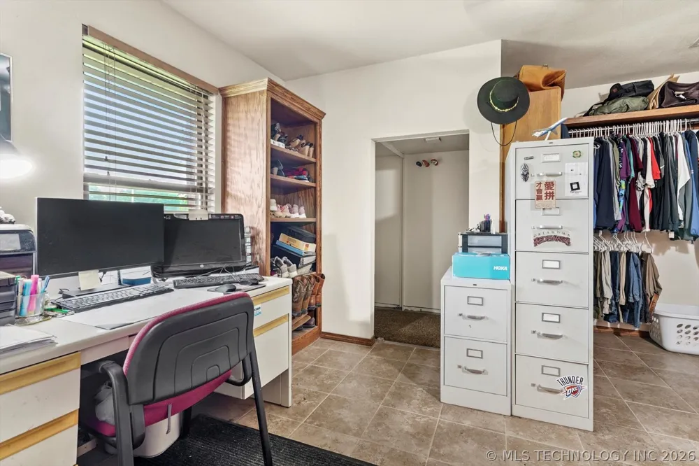 4152 W Oak Street Skiatook, OK 74070