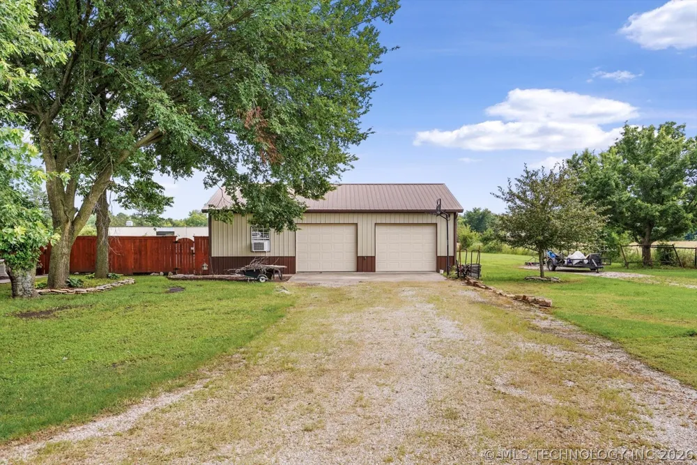 4152 W Oak Street Skiatook, OK 74070