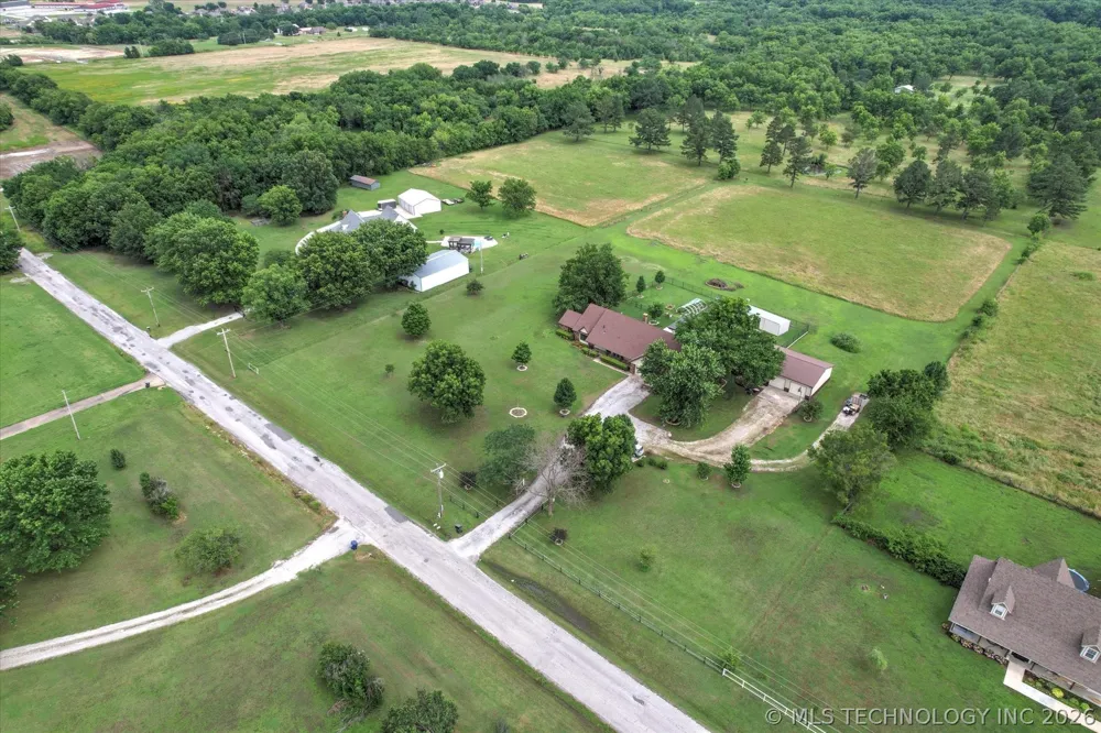 4152 W Oak Street Skiatook, OK 74070