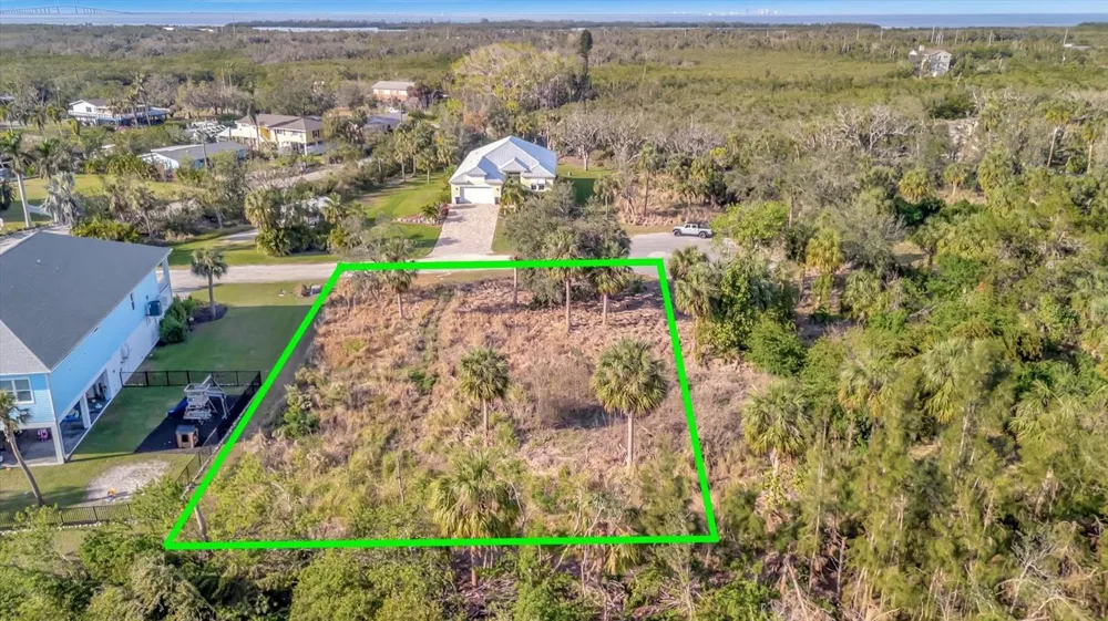 1909 KENNEDY COURT Terra Ceia, FL 34250