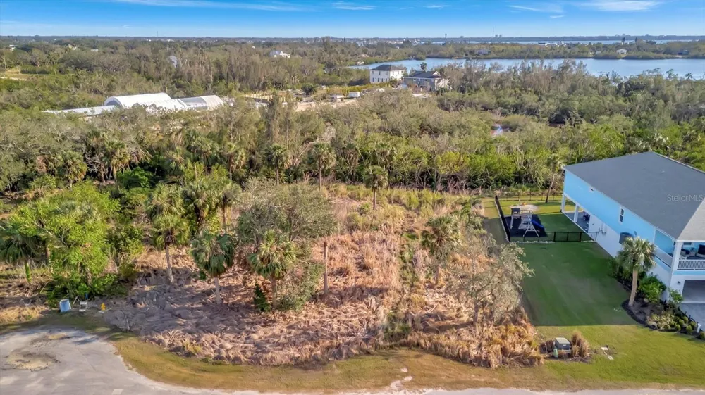 1909 KENNEDY COURT Terra Ceia, FL 34250