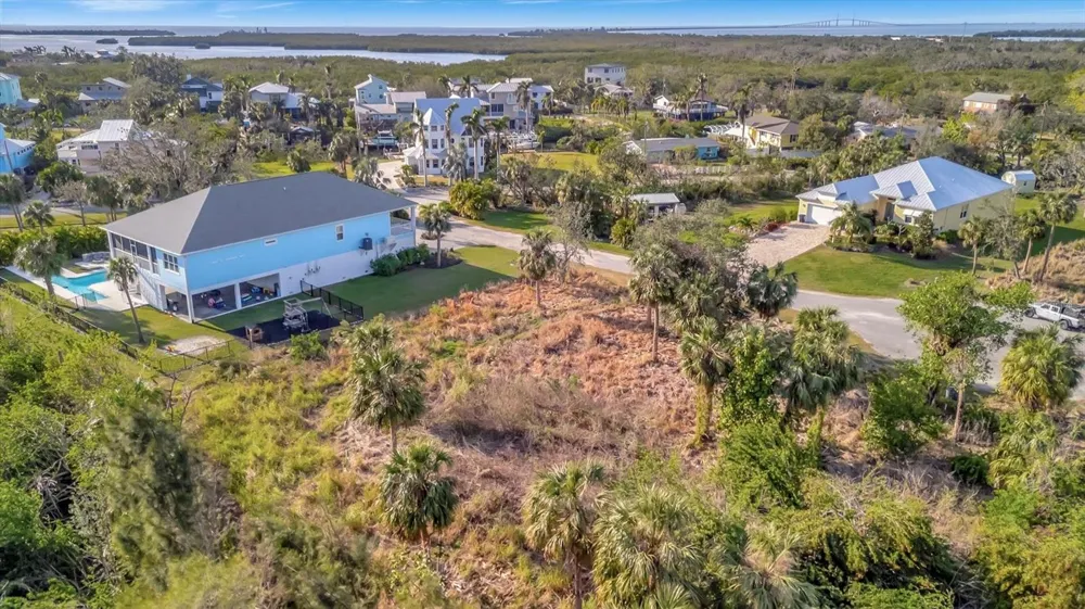 1909 KENNEDY COURT Terra Ceia, FL 34250