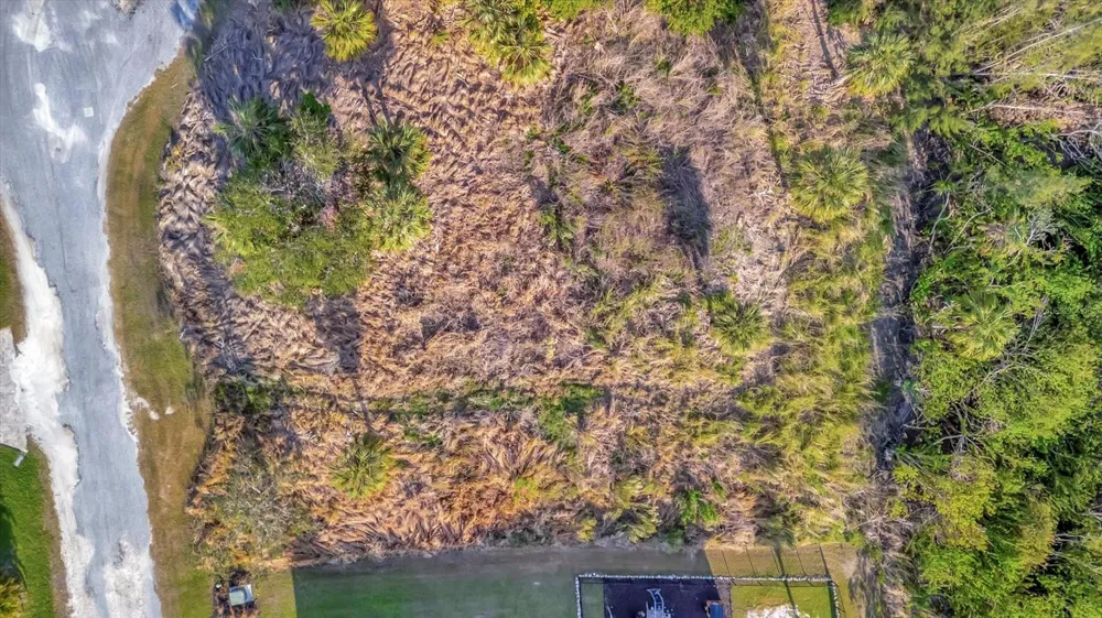 1909 KENNEDY COURT Terra Ceia, FL 34250