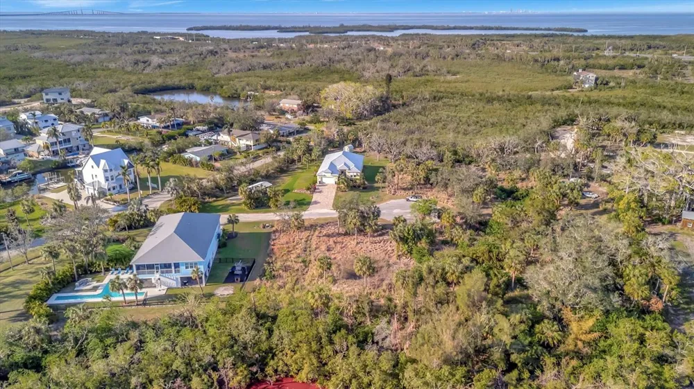 1909 KENNEDY COURT Terra Ceia, FL 34250
