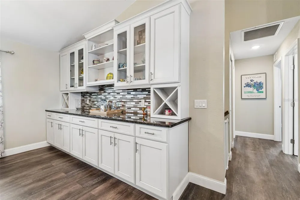 9901 BAY DRIVE Gibsonton, FL 33534