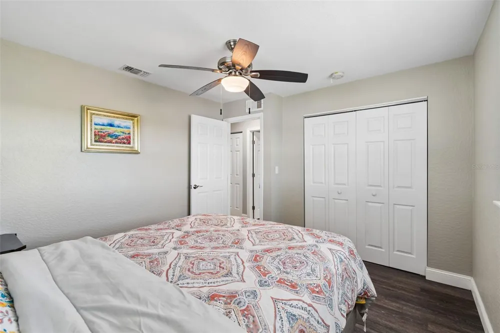9901 BAY DRIVE Gibsonton, FL 33534
