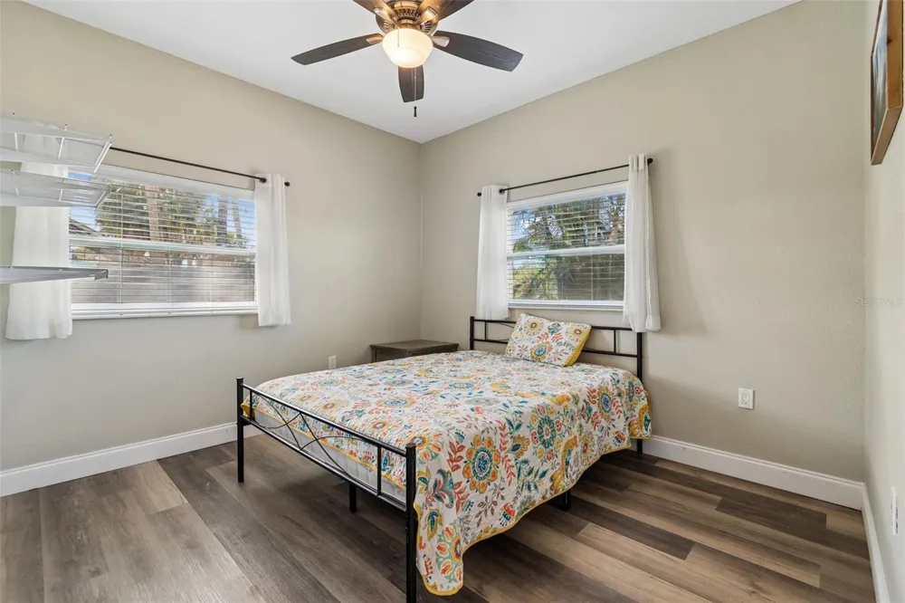 9901 BAY DRIVE Gibsonton, FL 33534
